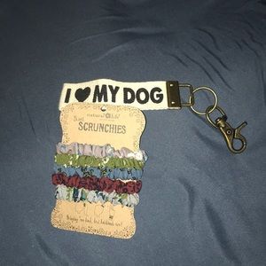 Natural bilge dog tag and scrunched